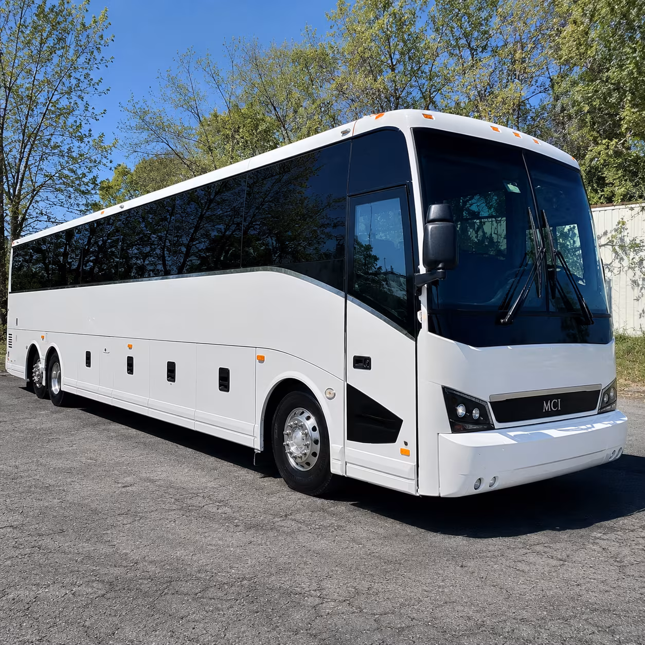 because one bus keeps the whole concert night on your schedule