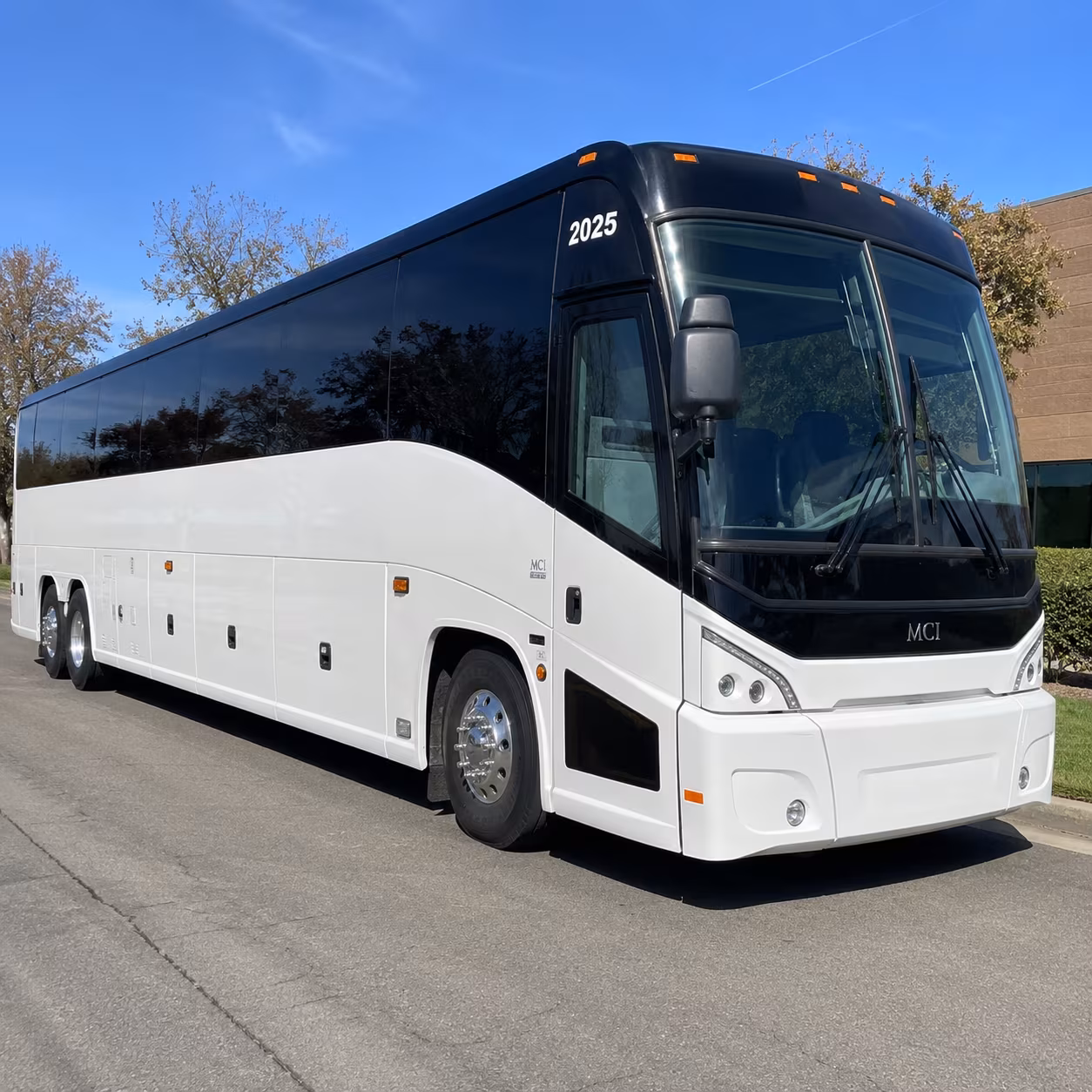 convention and trade show shuttles at the heartland events center and fonner park