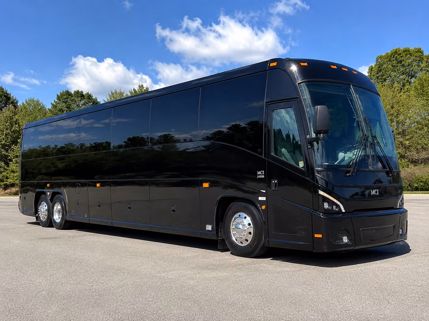 wedding guest shuttles between grand island hotels and your venue